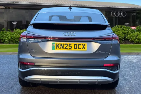 KN25OCX Audi Q4 e-tron Q4 Sportback S line 45 e-tron 210,00 kW Thumbnail #5