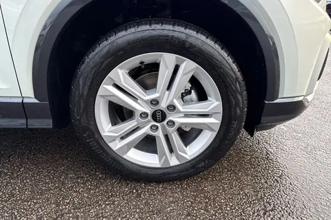 9 of 53 for Audi Q2 1.0 TFSI 30 Sport Euro 6 (s/s) 5dr