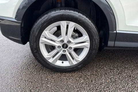 10 of 53 for Audi Q2 1.0 TFSI 30 Sport Euro 6 (s/s) 5dr