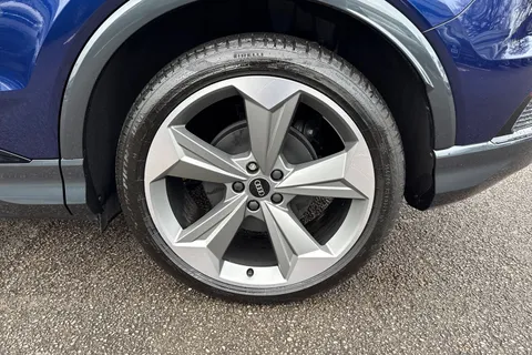 10 of 57 for Audi Q4 e-tron 45 Black Edition Sportback Auto 5dr 82kWh