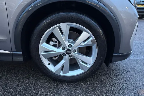 KN25OCX Audi Q4 e-tron Q4 Sportback S line 45 e-tron 210,00 kW Thumbnail #12