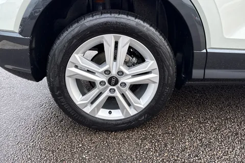 12 of 53 for Audi Q2 1.0 TFSI 30 Sport Euro 6 (s/s) 5dr