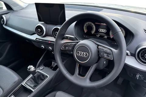 17 of 53 for Audi Q2 1.0 TFSI 30 Sport Euro 6 (s/s) 5dr