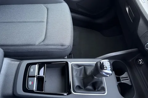 22 of 53 for Audi Q2 1.0 TFSI 30 Sport Euro 6 (s/s) 5dr