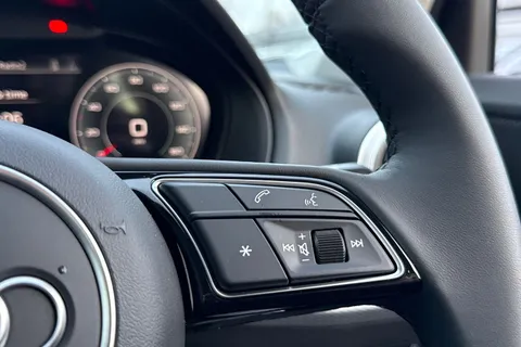 24 of 53 for Audi Q2 1.0 TFSI 30 Sport Euro 6 (s/s) 5dr