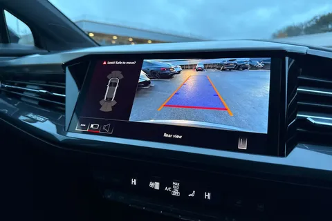 KN25OCX Audi Q4 e-tron Q4 Sportback S line 45 e-tron 210,00 kW Thumbnail #31