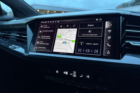 KN25OCX Audi Q4 e-tron Q4 Sportback S line 45 e-tron 210,00 kW Thumbnail #32