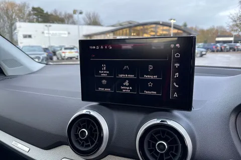 39 of 53 for Audi Q2 1.0 TFSI 30 Sport Euro 6 (s/s) 5dr