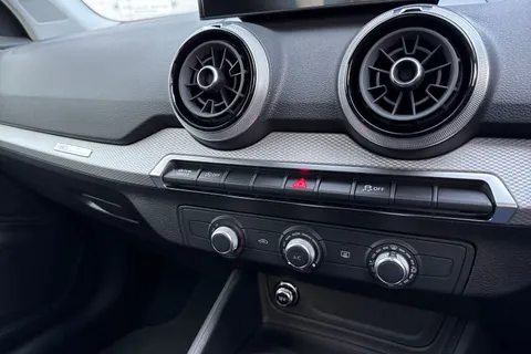 46 of 53 for Audi Q2 1.0 TFSI 30 Sport Euro 6 (s/s) 5dr