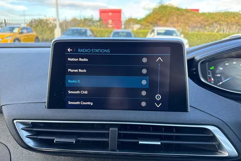 45 of 64 for PEUGEOT 3008 1.2 PureTech GT Line Euro 6 (s/s) 5dr