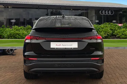 BG24THX Audi Q4 e-tron Q4 Sportback Black Edition 45 e-tron quattro 210,00 kW Thumbnail #4