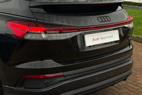 BG24THX Audi Q4 e-tron Q4 Sportback Black Edition 45 e-tron quattro 210,00 kW Thumbnail #7