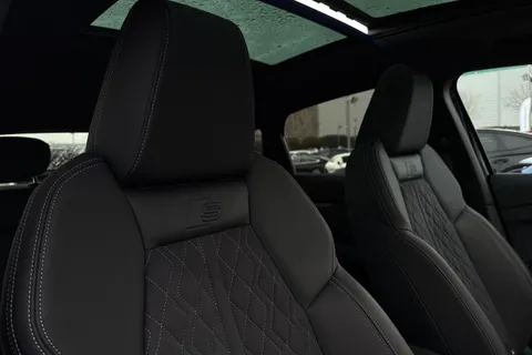 BG24THX Audi Q4 e-tron Q4 Sportback Black Edition 45 e-tron quattro 210,00 kW Thumbnail #23