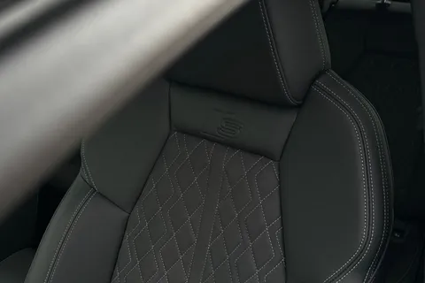 BG24THX Audi Q4 e-tron Q4 Sportback Black Edition 45 e-tron quattro 210,00 kW Thumbnail #31