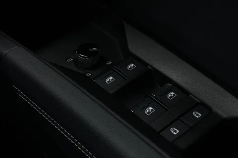 BG24THX Audi Q4 e-tron Q4 Sportback Black Edition 45 e-tron quattro 210,00 kW Thumbnail #39