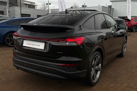 BG24THX Audi Q4 e-tron Q4 Sportback Black Edition 45 e-tron quattro 210,00 kW Thumbnail #58