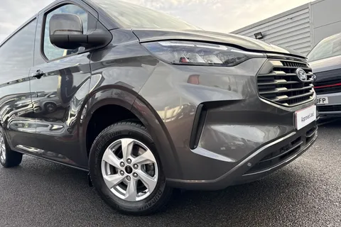 MF74WWL Ford Transit Custom 2.0 EcoBlue 170ps H1 Van Limited Auto-Tailgate-NAV Thumbnail #8