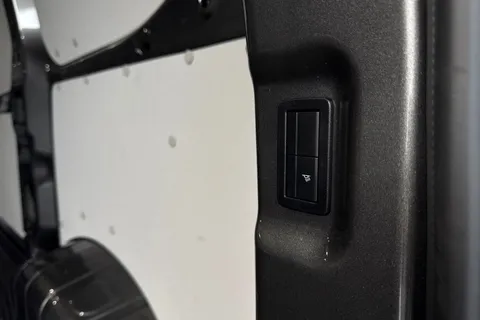 MF74WWL Ford Transit Custom 2.0 EcoBlue 170ps H1 Van Limited Auto-Tailgate-NAV Thumbnail #34