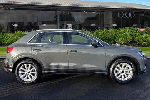 3 of 65 for AUDI Q3 35 TFSI Sport 5dr S Tronic