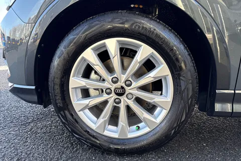 10 of 65 for AUDI Q3 35 TFSI Sport 5dr S Tronic