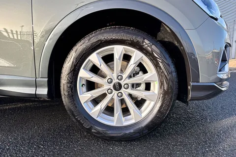 11 of 65 for AUDI Q3 35 TFSI Sport 5dr S Tronic