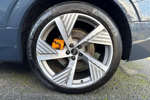 13 of 66 for Audi e-tron Sportback Vorsprung 55 quattro 300,00 kW