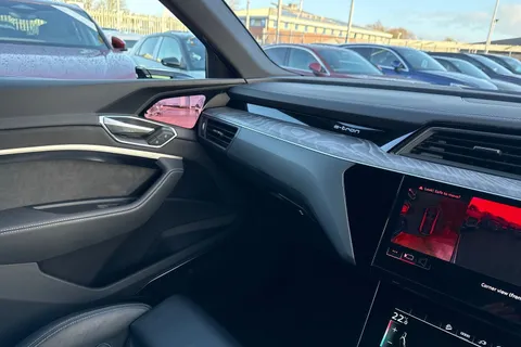 20 of 66 for Audi e-tron Sportback Vorsprung 55 quattro 300,00 kW