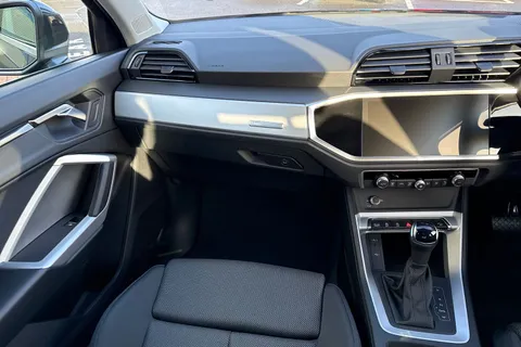 19 of 65 for AUDI Q3 35 TFSI Sport 5dr S Tronic