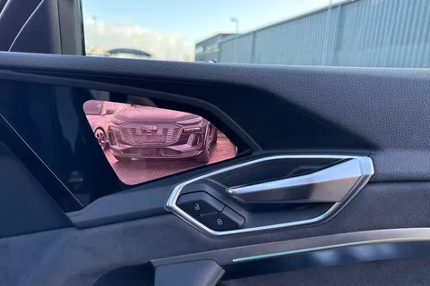 21 of 66 for Audi e-tron Sportback Vorsprung 55 quattro 300,00 kW