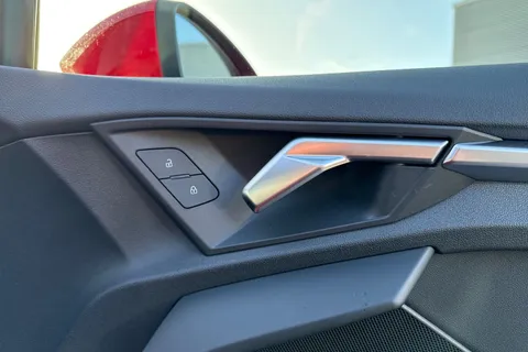 20 of 65 for Audi A3 Sport 30 TDI 116 PS S tronic