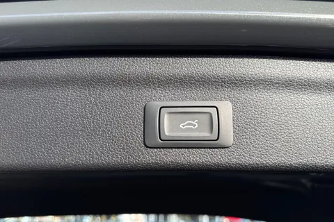 24 of 65 for AUDI Q3 35 TFSI Sport 5dr S Tronic