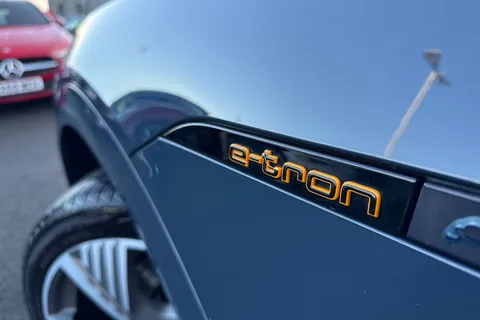 29 of 66 for Audi e-tron Sportback Vorsprung 55 quattro 300,00 kW