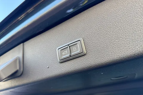 37 of 66 for Audi e-tron Sportback Vorsprung 55 quattro 300,00 kW