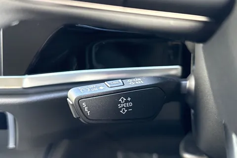 38 of 65 for AUDI Q3 35 TFSI Sport 5dr S Tronic