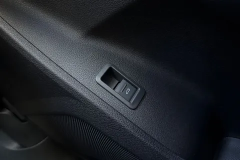 44 of 65 for AUDI Q3 35 TFSI Sport 5dr S Tronic