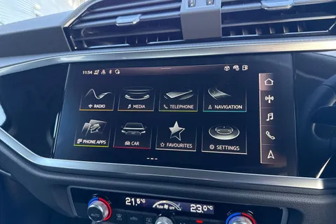 49 of 65 for AUDI Q3 35 TFSI Sport 5dr S Tronic