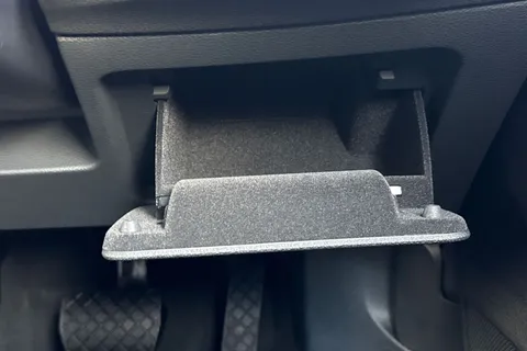 52 of 65 for AUDI Q3 35 TFSI Sport 5dr S Tronic