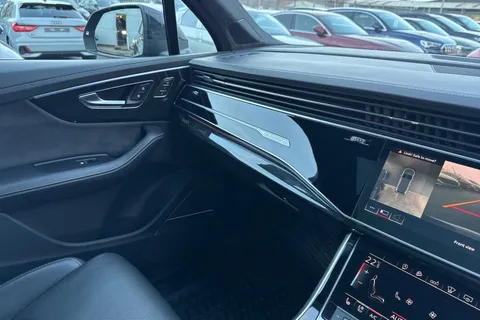 14 of 65 for Audi Q7 Vorsprung 50 TDI quattro 286 PS tiptronic