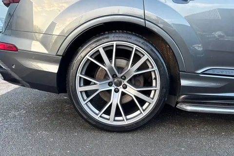 22 of 65 for Audi Q7 Vorsprung 50 TDI quattro 286 PS tiptronic