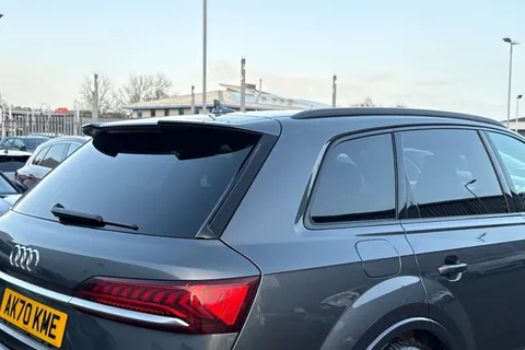 31 of 65 for Audi Q7 Vorsprung 50 TDI quattro 286 PS tiptronic