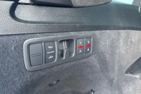 35 of 65 for Audi Q7 Vorsprung 50 TDI quattro 286 PS tiptronic