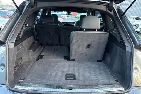 37 of 65 for Audi Q7 Vorsprung 50 TDI quattro 286 PS tiptronic