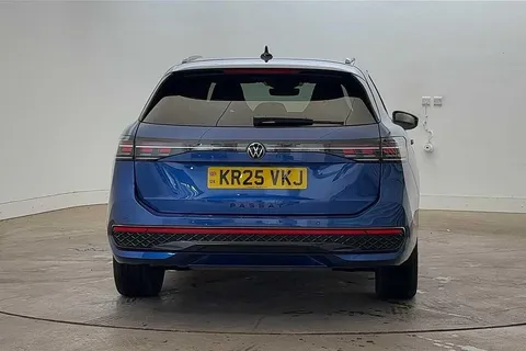 KR25VKJ Volkswagen Passat 1.5 TSI eHybrid R-Line 5dr DSG Thumbnail #8
