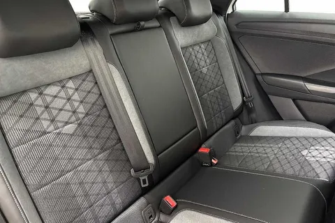 KP25EHH Volkswagen T-Roc 2.0 TDI 150 EVO R-Line 5dr DSG Thumbnail #9