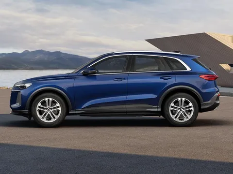  Audi Q5 2.0 TFSI Sport S Tronic quattro Euro 6 (s/s) 5dr Thumbnail #2