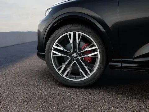  Audi Q5 2.0 TDI Edition 1 Sportback S Tronic quattro Euro 6 (s/s) 5dr Thumbnail #7