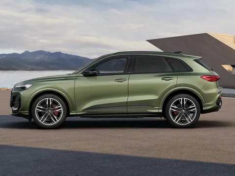  Audi Q5 2.0 TFSI Edition 1 Sportback S Tronic quattro Euro 6 (s/s) 5dr Thumbnail #2