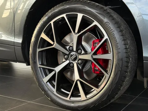  Audi Q3 1.5 e-hybrid Launch Edition Plus Sportback S Tronic Euro 6 (s/s) 5dr 26kWh Thumbnail #4