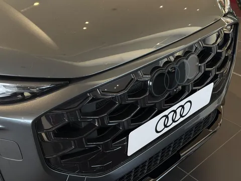  Audi Q3 1.5 e-hybrid Launch Edition Plus Sportback S Tronic Euro 6 (s/s) 5dr 26kWh Thumbnail #7