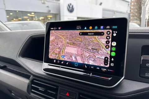 CX75HWO Volkswagen Crafter 2.0 TDI 177PS Commerce Plus High Roof Van Auto Thumbnail #30